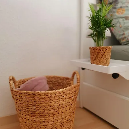 Charmante Maisonnette-dachgeschosswohnung In Zentraler Lage Apartment Rostock
