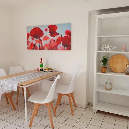 Apartment Charmante Maisonnette-dachgeschosswohnung In Zentraler Lage