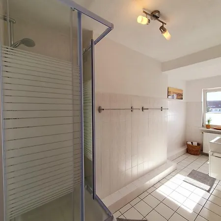 Charmante Maisonnette-dachgeschosswohnung In Zentraler Lage Apartment